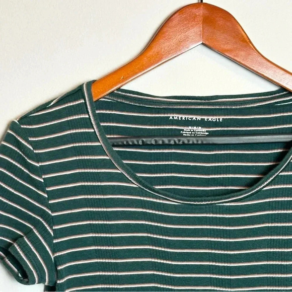 American Eagle Outfitters Crop Top - Picture 1 of 4